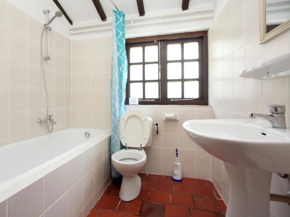Magnificent Farmhouse In Sint Joost 外观 照片
